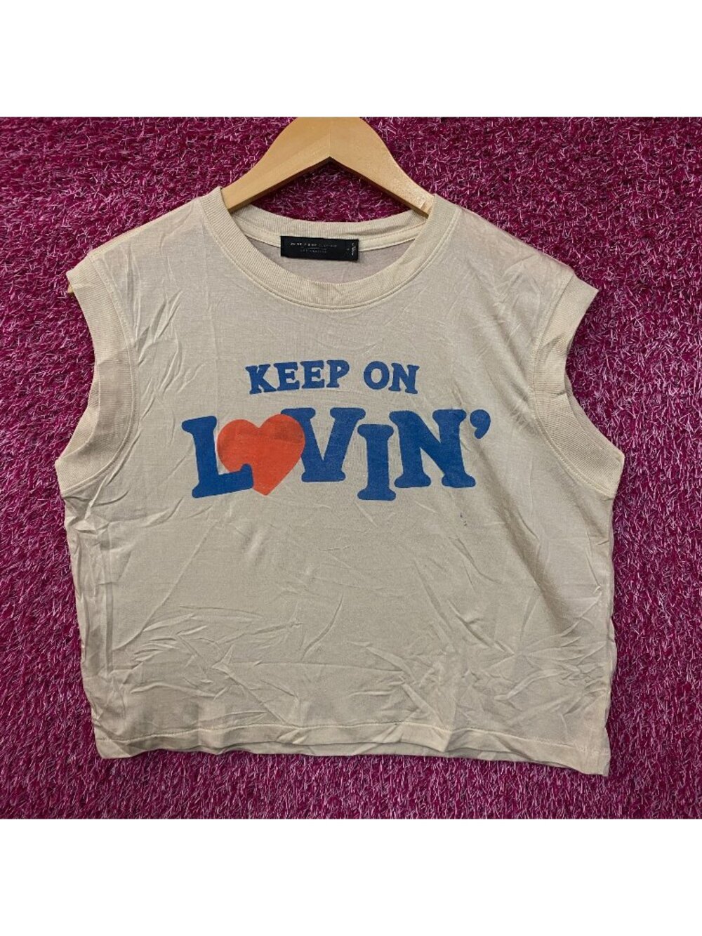 Junk Food Clothing Women's Keep on Lovin' Vintage Tissue Tank Small